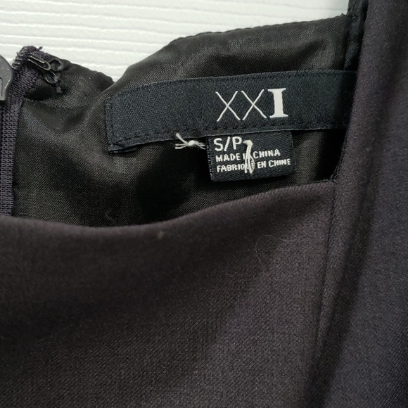 6/$20 Dark Grey Dress - Picture 2 of 3